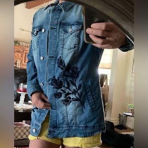 LuLaRoe Large Jaxon Denim Jean Jacket Embroidered Roses